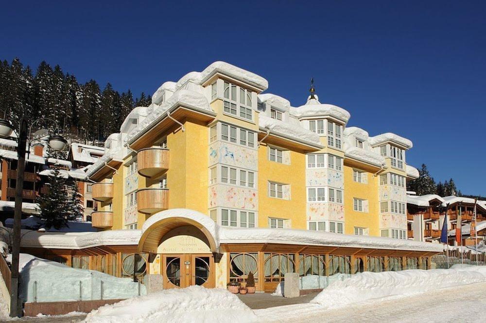 Alpen Suite Hotel Madonna Eksteriør bilde