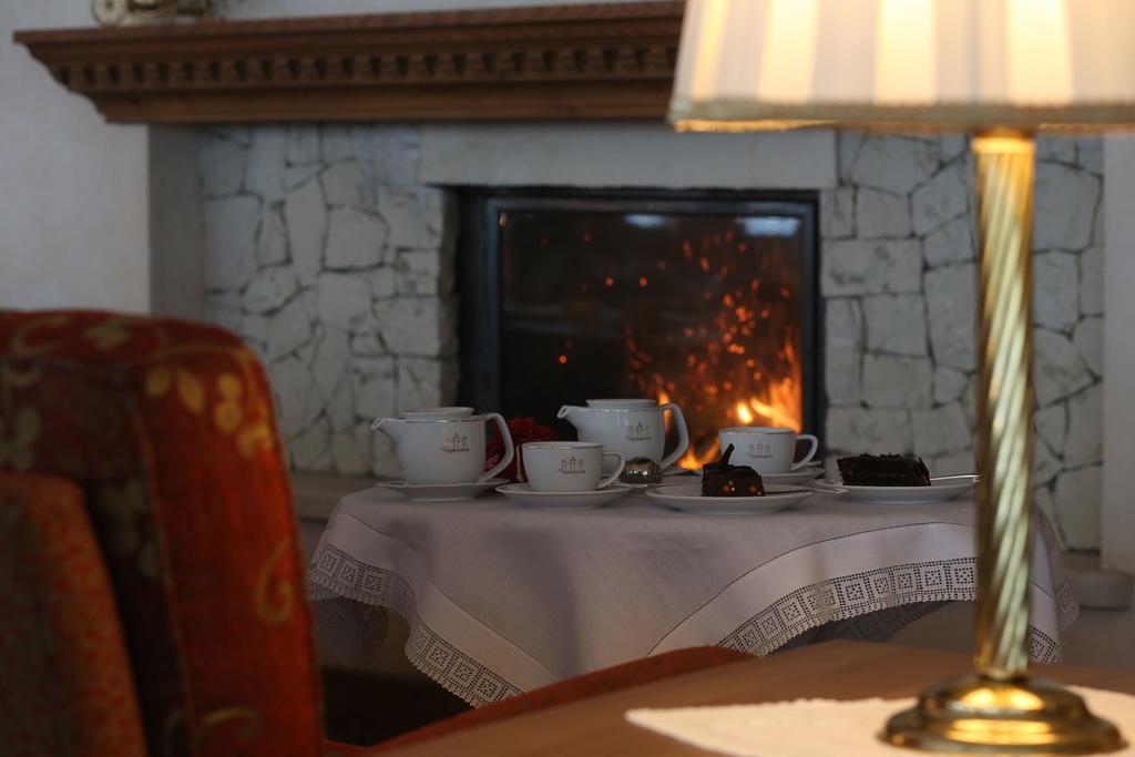 Alpen Suite Hotel Madonna Eksteriør bilde