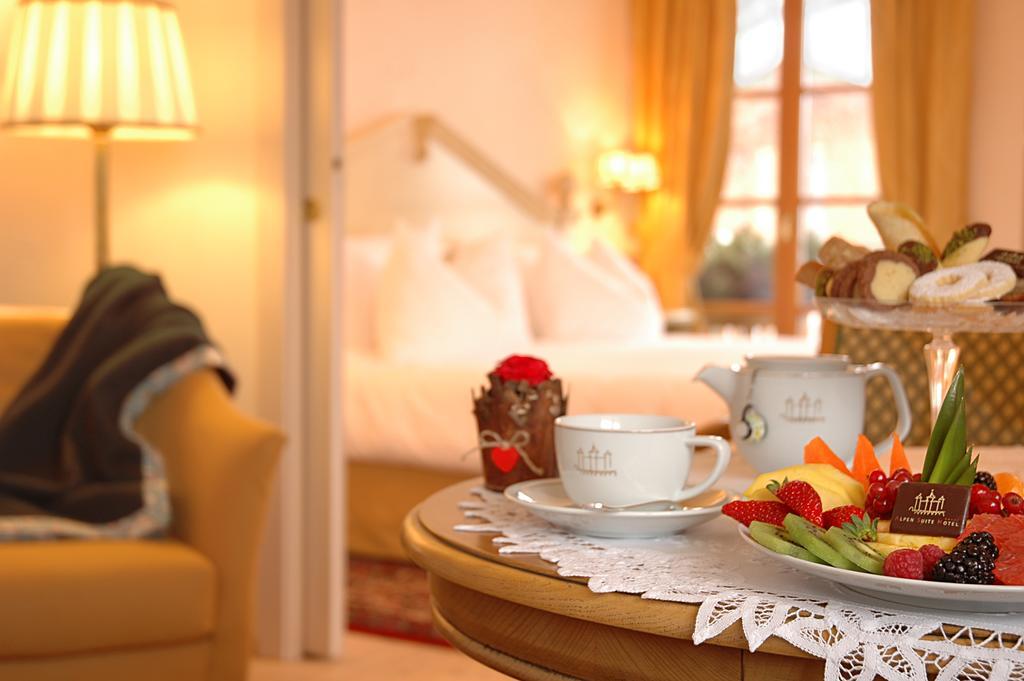 Alpen Suite Hotel Madonna Eksteriør bilde